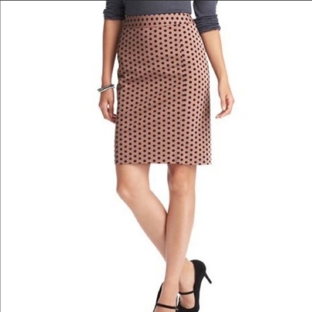 Ann Taylor LOFT rose polkadot pencil skirt {2}